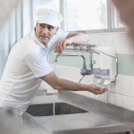 Thumbnail 6 of Tork S1 дозатор за сапун/дезинфектант с ръкохватка 560100/560108